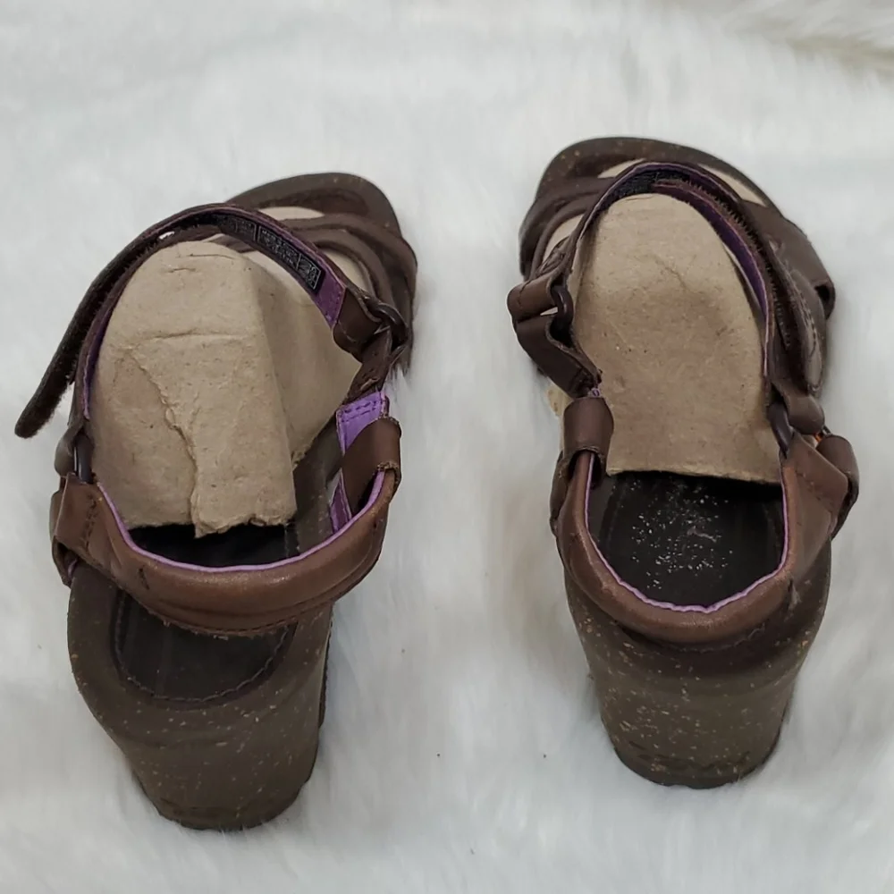 Teva Platform Sandals Brown Leather Velcro Womens Size 9